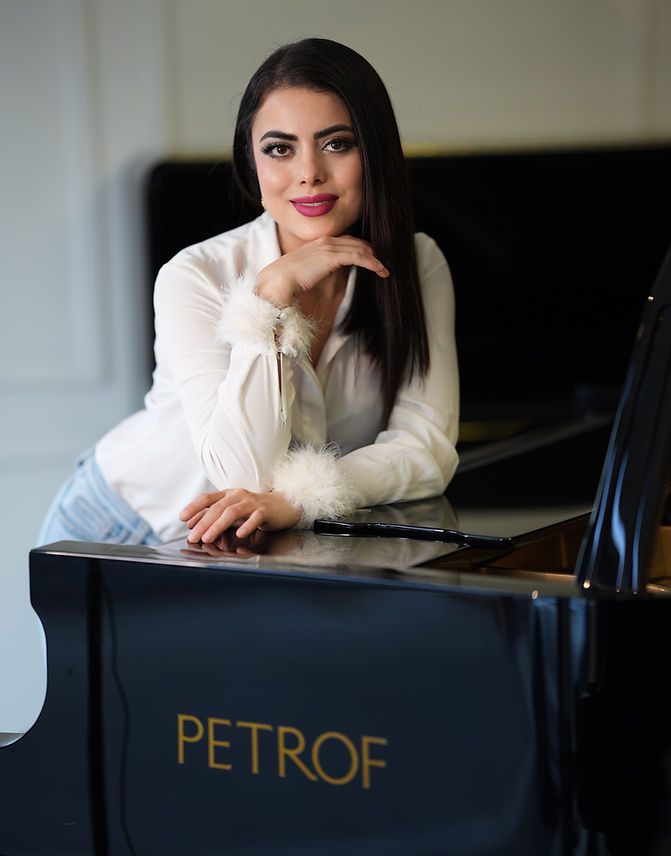 Argentina Durán al piano